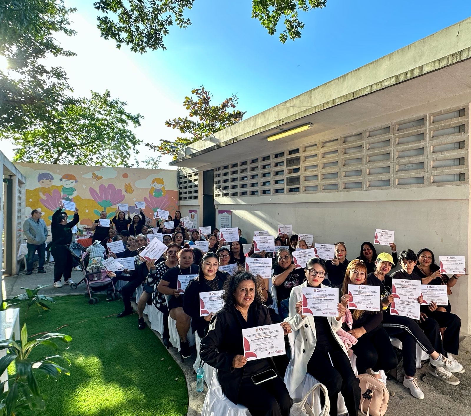 Concluyen talleres comunitarios de Abriendo Puertas en Villas Otoch Paraíso.